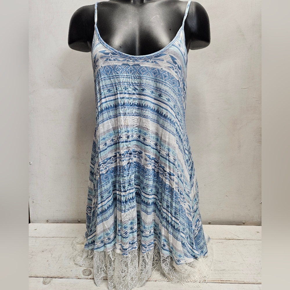 Cloud Chaser Blue/White Aztec Print Tank Top w/ Lace Accent XL